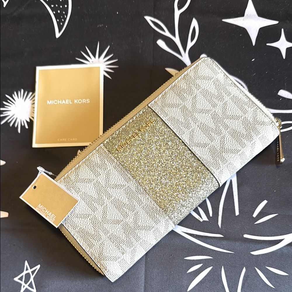NWT Michael Kors Gold/Cream Wallet NWT!